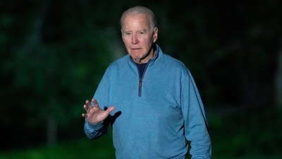 President Joe Biden walks across the South Lawn of the White House in Washington, Tuesday, September 12, 2023, after returning from a trip to India and Vietnam (AP Photo/Susan Walsh) (AP)