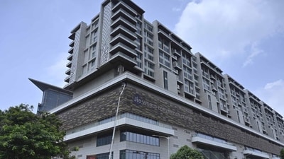 Jio World Plaza on One Big fashion Brand has leased space inside Jio World at BKC, Bandra, in Mumbai, India, Thursday, Sep 01, 2023. (Photo by Vijay Bate/HT Photo) Jio World Plaza on One Big fashion Brand has leased space inside Jio World at BKC, Bandra, in Mumbai, India, Thursday, Sep 01, 2023. (Photo by Vijay Bate/HT Photo)