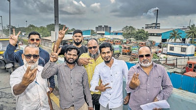 Petitioner Faiyaz Alam Shaikh (second from right) celebrates the HC verdict with other residents of Govandi on Tuesday. (Satish Bate/ HT Photo) Petitioner Faiyaz Alam Shaikh (second from right) celebrates the HC verdict with other residents of Govandi on Tuesday. (Satish Bate/ HT Photo)
