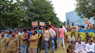 The strike called by the private transport operators in Bengaluru turned violent in many places on Monday, as protesters attacked commuters, cabs and autorickshaw drivers for defying the bandh. (REUTERS) The strike called by the private transport operators in Bengaluru turned violent in many places on Monday, as protesters attacked commuters, cabs and autorickshaw drivers for defying the bandh. (REUTERS)
