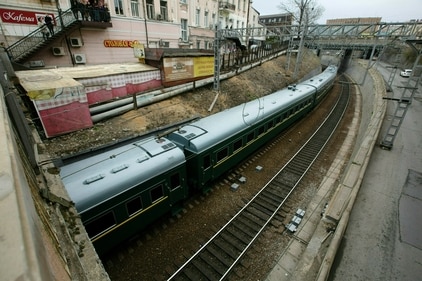 A train carrying North Korean leader Kim Jong Un arrives for a planned meeting with President Vladimir Putin in Vladivostok, Russia, on April 24, 2019. (AP) A train carrying North Korean leader Kim Jong Un arrives for a planned meeting with President Vladimir Putin in Vladivostok, Russia, on April 24, 2019. (AP)