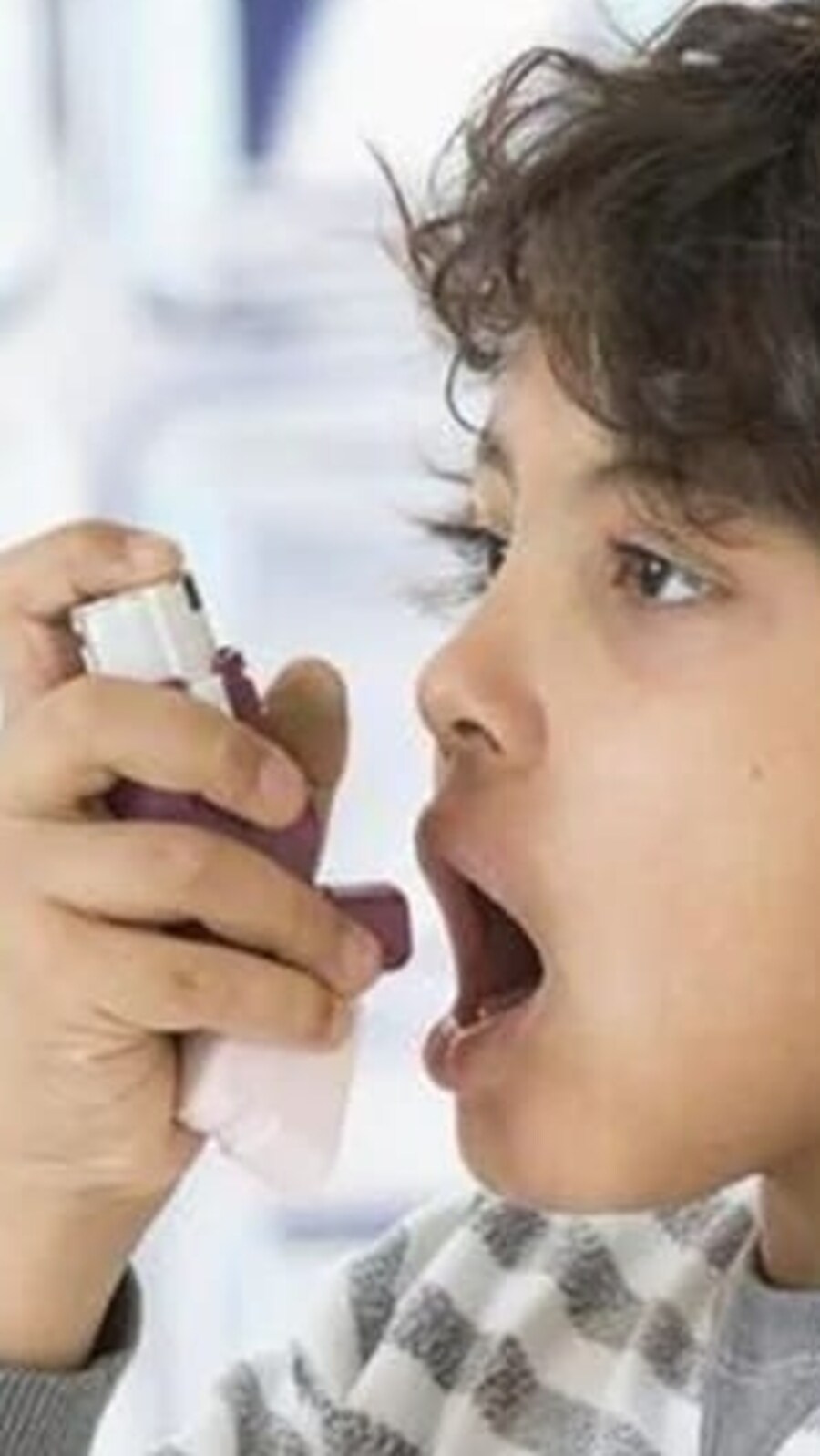 Researchers found that before the age of three, children who lived in urban regions had an average of 17 respiratory illnesses, (Shutterstock)
