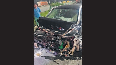“During investigations, we learnt that the Honda City was speeding, and it lost control and crashed in the metallic divider on the JNPT lane and then turned turtle twice and fell to the right side of the road,” a police officer from Panvel City police station said. (HT Photo)