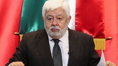 Journalist and UFO researcher Jaime Maussan speaks during a briefing on unidentified flying objects, known as UFOs, at the San Lazaro legislative palace, in Mexico City, Mexico September 12, 2023. REUTERS/Henry Romero (REUTERS)
