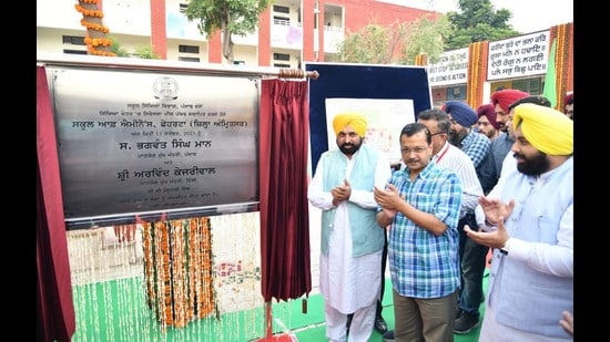 Delhi CM Arvind Kejriwal and Punjab CM Bhagwant Mann during the inauguration of School of Eminence, in Amritsar on Wednesday. (HT Photo)