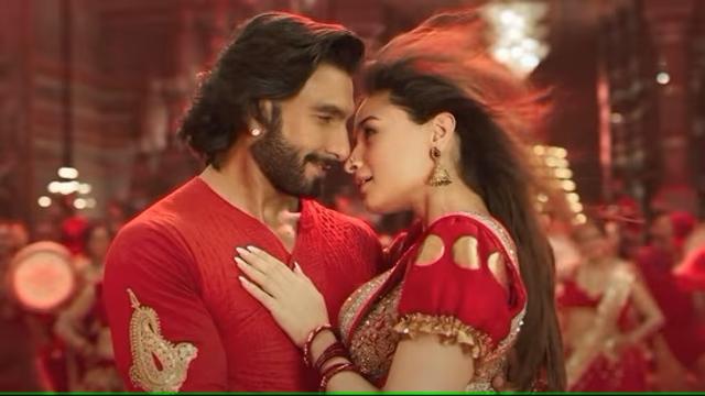 Ranvir Singh and Alia Bhatt in Rocky Aur Rani Ki Prem Kahani (Film still)