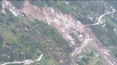 A massive landslide at Nigulsari on National Highway-5 connecting Shimla with Kinnaur continues to disrupt traffic for the fifth day on Thursday. (HT Photo) A massive landslide at Nigulsari on National Highway-5 connecting Shimla with Kinnaur continues to disrupt traffic for the fifth day on Thursday. (HT Photo)