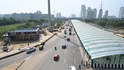 A view of Vatika Chowk to Kherki Daula Road near Sector 70 on Thursday. (Parveen Kumar/HT Photo) A view of Vatika Chowk to Kherki Daula Road near Sector 70 on Thursday. (Parveen Kumar/HT Photo)
