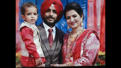 Colonel Manpreet Singh had himself joined the army in 2003 as a Lieutenant and was serving in Anantnag for the past four years. Hehad visited his native Bharaunjian village near Mullanpur, Mohali, on leave around seven months ago. (HT file) Colonel Manpreet Singh had himself joined the army in 2003 as a Lieutenant and was serving in Anantnag for the past four years. Hehad visited his native Bharaunjian village near Mullanpur, Mohali, on leave around seven months ago. (HT file)