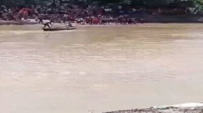 Several children are feared dead in Bihar's Muzaffarpur as a boat carrying 30 children capsized in the Bagmati river on Thursday.