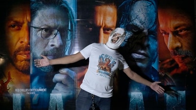 Jawan box office collections: Shah Rukh Khan fan dresses up as him from the film.
