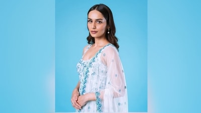 On Wednesday, Manushi gave her followers a mid-week treat as she took to Instagram to upload a series of pictures accompanied by a blue heart and star emoticon as the caption. (Instagram/@manushi_chhillar) On Wednesday, Manushi gave her followers a mid-week treat as she took to Instagram to upload a series of pictures accompanied by a blue heart and star emoticon as the caption. (Instagram/@manushi_chhillar)