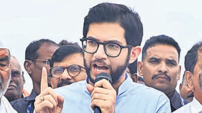 Aaditya Thackeray starts tour of drought-affected areas to meet farmers Aaditya Thackeray starts tour of drought-affected areas to meet farmers