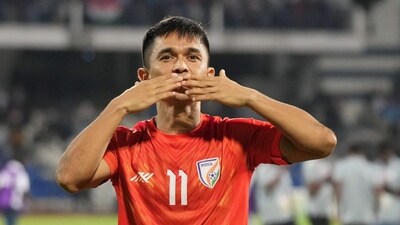 Indian football team captain Sunil Chhetri acknowledges fans. (PTI)