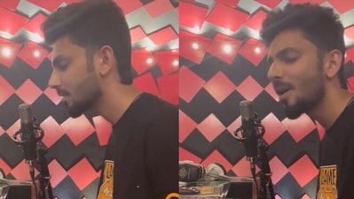 Anirudh Ravichander singing the song Chaleya from the film Jawan. (Twitter/@)