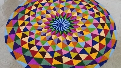 Geometric Design: For a simple geometric design, start by creating a basic geometric shape like a circle, square, or hexagon in the center. Add small dots or lines around the shape to create a pattern, and use bright and contrasting colors to make the design pop. (Pinterest) Geometric Design: For a simple geometric design, start by creating a basic geometric shape like a circle, square, or hexagon in the center. Add small dots or lines around the shape to create a pattern, and use bright and contrasting colors to make the design pop. (Pinterest)