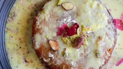 Pua: Pua is made by mixing wheat flour, sugar, milk, and cardamom powder into a batter. It is then deep-fried until golden brown. Pua: Pua is made by mixing wheat flour, sugar, milk, and cardamom powder into a batter. It is then deep-fried until golden brown. 