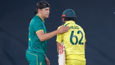 South Africa's Gerald Coetzee pats Australia's Travis Head on the back (AFP) South Africa's Gerald Coetzee pats Australia's Travis Head on the back (AFP)