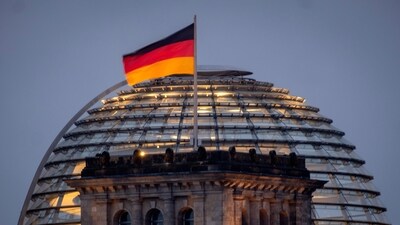 We, Germans, therefore have a particular responsibility to strengthen the UN Charter. We, Germans, therefore have a particular responsibility to strengthen the UN Charter.