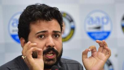 New Delhi: Aam Aadmi Party (AAP) leader Durgesh Pathak addresses a press conference, in New Delhi, Monday, Sept. 7, 2020. (PTI Photo/Kamal Kishore)(PTI07-09-2020_000187B) (PTI) New Delhi: Aam Aadmi Party (AAP) leader Durgesh Pathak addresses a press conference, in New Delhi, Monday, Sept. 7, 2020. (PTI Photo/Kamal Kishore)(PTI07-09-2020_000187B) (PTI)