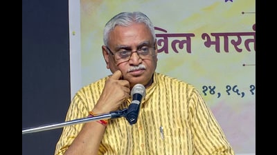 RSS Akhil Bharatiya Prachar Pramukh Sunil Ambekar addresses during a joint press conference in Pune on Saturday. (ANI)