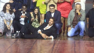 Shah Rukh said at Jawan event, "It's a celebration. We rarely get a chance to live with a film for years. The making of Jawan has been going on for four years due to Covid and time constraints. There were a lot of people involved in this film, especially people from the South who came and settled in Mumbai and have been living in Mumbai for the last four years and working day and night for this film, which is the hardest work ever.” Shah Rukh said at Jawan event, "It's a celebration. We rarely get a chance to live with a film for years. The making of Jawan has been going on for four years due to Covid and time constraints. There were a lot of people involved in this film, especially people from the South who came and settled in Mumbai and have been living in Mumbai for the last four years and working day and night for this film, which is the hardest work ever.”
