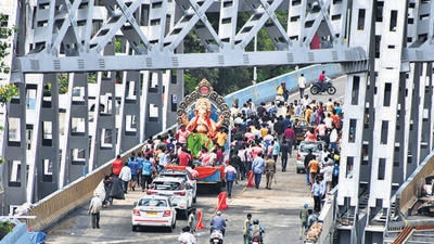 Part of Delisle road bridge opens for vehicular movement