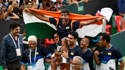 Rohan Bopanna enjoys as team members lift him on their shoulders at the end of India's 3-1 win over Morocco in their World Group-II Davis Cup tie in Lucknow (Deepak Gupta/HT Photo) Rohan Bopanna enjoys as team members lift him on their shoulders at the end of India's 3-1 win over Morocco in their World Group-II Davis Cup tie in Lucknow (Deepak Gupta/HT Photo)