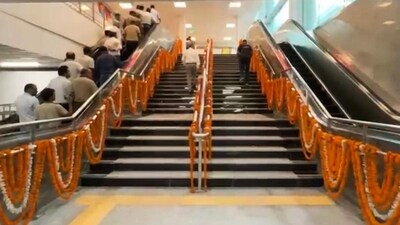 The Delhi Metro Rail Corporation (DMRC) is going to operate the Airport Express Line at a massive speed of 120 kilometres per hour from Sept. 17, 2023 (PTI) The Delhi Metro Rail Corporation (DMRC) is going to operate the Airport Express Line at a massive speed of 120 kilometres per hour from Sept. 17, 2023 (PTI)