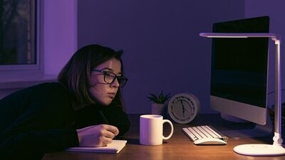 Recent research suggested that being a 'night owl' or having an 'evening chronotype' can increase risk of diabetes by 19% compared with being an early riser. (Freepik) Recent research suggested that being a 'night owl' or having an 'evening chronotype' can increase risk of diabetes by 19% compared with being an early riser. (Freepik)