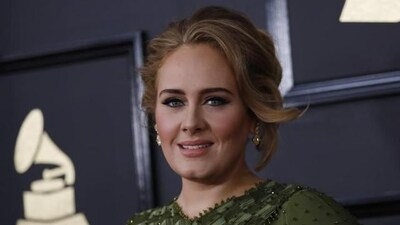 Apparently, a female fan asked to marry the 35-year-old Grammy winner when she replied, “You can’t marry me. I’m straight, my love, and my husband’s here tonight.” Apparently, a female fan asked to marry the 35-year-old Grammy winner when she replied, “You can’t marry me. I’m straight, my love, and my husband’s here tonight.”