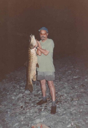 Maharaja Satbir Singh with a 40 kg Mahseer fish. (HT) Maharaja Satbir Singh with a 40 kg Mahseer fish. (HT)