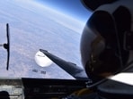 Pilot's Selfie With Chinese Spy Balloon: US Air Force pilot looks down at the suspected Chinese surveillance balloon.