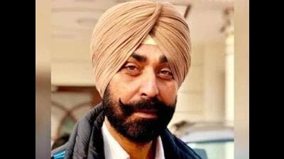 A 45-year-old block president of the Congress, Baljinder Singh Bali, was shot dead by two unidentified assailants at his residence at Dala village in Moga on Monday evening A 45-year-old block president of the Congress, Baljinder Singh Bali, was shot dead by two unidentified assailants at his residence at Dala village in Moga on Monday evening