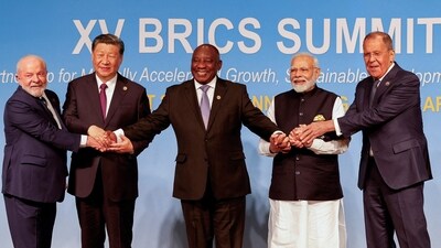 PM Modi poses with BRICS nations' leaders (via REUTERS)