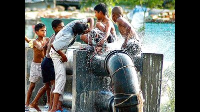 The agency will carry out a detailed inspection of old water pipelines which are connected to various water tanks in the city. (REPRESENTATIVE PIC)