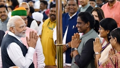 Prime Minister Narendra Modi meets Union minister Anupriya Patel, Rajya Sabha MP PT Usha and other Parliamentarians at the Central Hall of the old Parliament building ahead of the Parliament Special Session in New Delhi on Tuesday. (ANI) Prime Minister Narendra Modi meets Union minister Anupriya Patel, Rajya Sabha MP PT Usha and other Parliamentarians at the Central Hall of the old Parliament building ahead of the Parliament Special Session in New Delhi on Tuesday. (ANI)