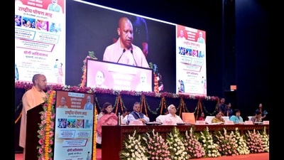 U.P. CM Yogi Adityanath addressing the National Nutrition Month programme at Lok Bhavan in Lucknow on September 19. (HT photo)