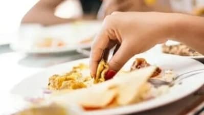 Not checking in and eating too fast to just fill the stomach may be a reason for not feeling in control.&nbsp; (Unsplash)
