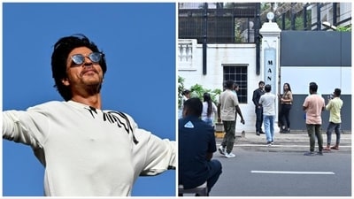 Shah Rukh Khan's bungalow Mannat is one of the top attractions in Mumbai.