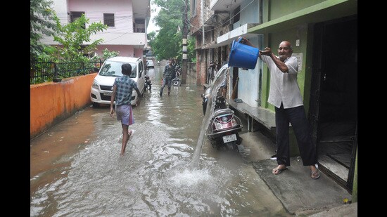 A waterlogged street after the rain on September 11 in Lucknow (Deepak Gupta)