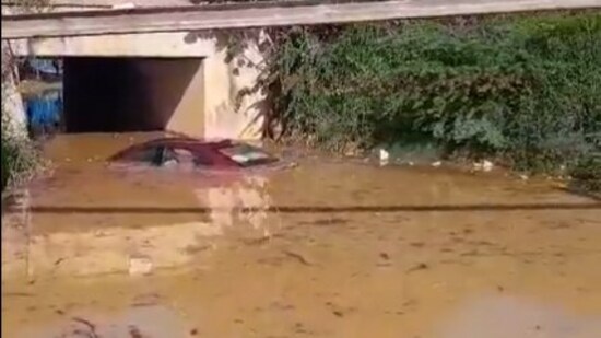 Cops issued traffic advisories as many areas in the Karnataka capital were submerged after heavy rain. Cops issued traffic advisories as many areas in the Karnataka capital were submerged after heavy rain.