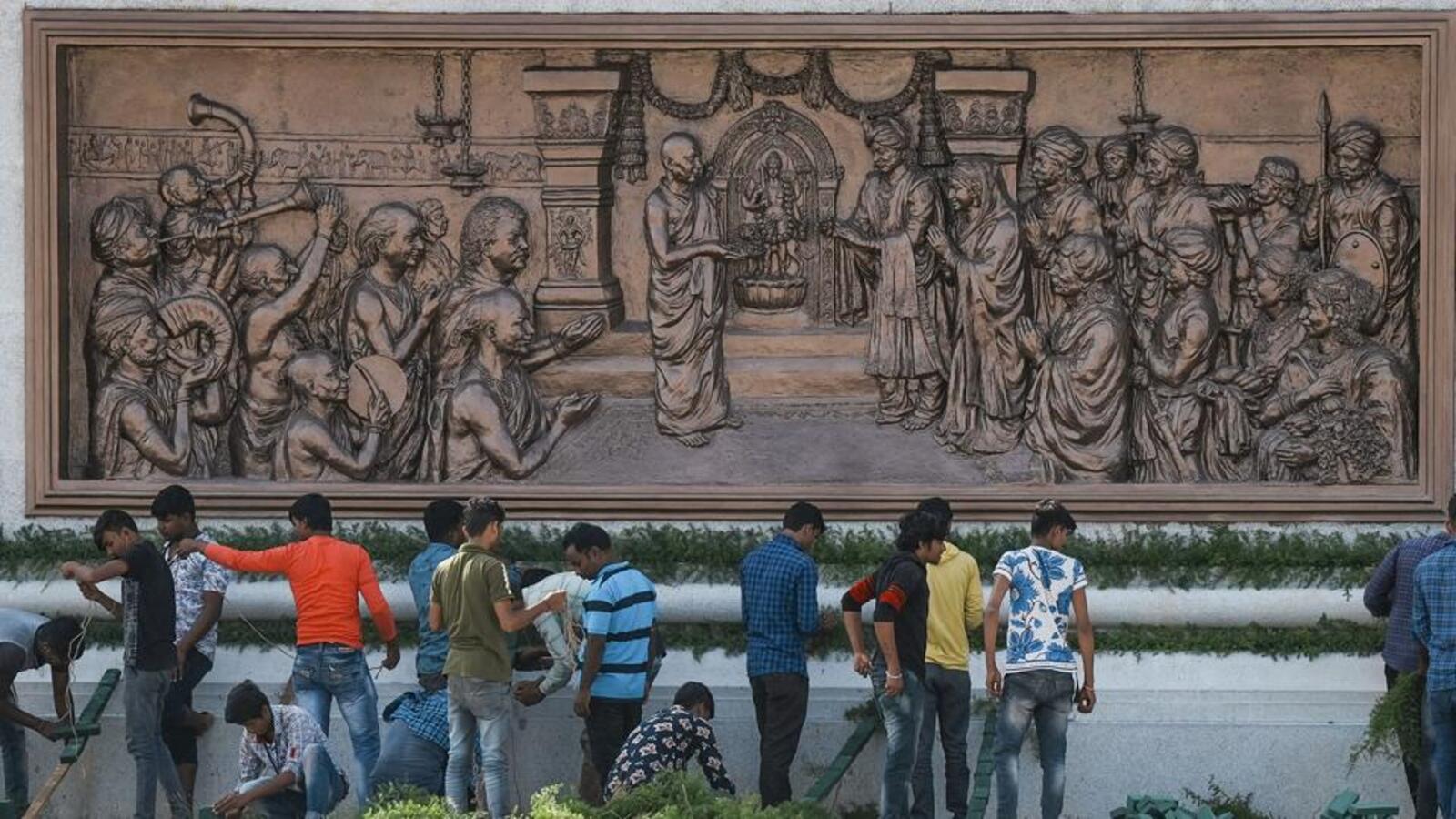 What is distinctive about the Bengaluru art scene - Vimarsana News
