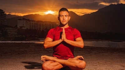 Pranayama for heart health: 6 breath control Yoga exercises for improved circulation (Photo by Alonso Reyes on Unsplash) Pranayama for heart health: 6 breath control Yoga exercises for improved circulation (Photo by Alonso Reyes on Unsplash)