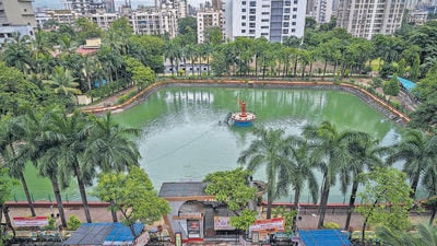 Mumbai, India - Sept. 20, 2023: Swatantrya veer Savarkar Udyan behind M.K.School, Borivali West in Mumbai, India, on Wednesday, September 20, 2023. (Photo by Satish Bate/ Hindustan Times) (Hindustan Times) Mumbai, India - Sept. 20, 2023: Swatantrya veer Savarkar Udyan behind M.K.School, Borivali West in Mumbai, India, on Wednesday, September 20, 2023. (Photo by Satish Bate/ Hindustan Times) (Hindustan Times)