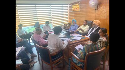 The finance and contract committee of the Mohali municipal corporation during a meeting on Wednesday. (HT photo)