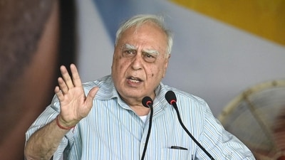 Kapil Sibal (Hindustan Times) Kapil Sibal (Hindustan Times)