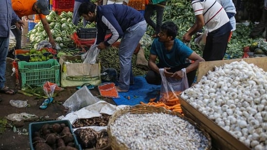 The video clip was also shared by Congress' UP branch which claimed the victim is a garlic vendor. (Bloomberg/Representative image)