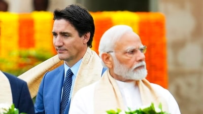 Canada's Prime Minister Justin Trudeau, left, with Indian Prime Minister Narendra Modi. (AP)