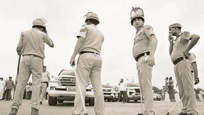 Police oficers said that the lack of adequate number of personnel was keenly felt during the communal clashes on July 31 when their personnel had struggled to keep the mob at bay and had to call in reinforcements from other districts. (Parveen Kumar/HT) Police oficers said that the lack of adequate number of personnel was keenly felt during the communal clashes on July 31 when their personnel had struggled to keep the mob at bay and had to call in reinforcements from other districts. (Parveen Kumar/HT)